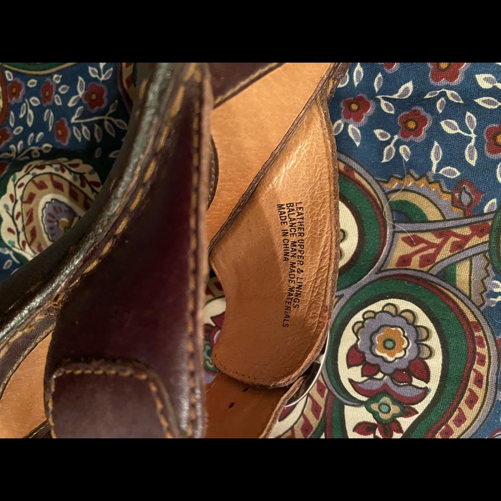 Born sandals - Picture 2 of 6
